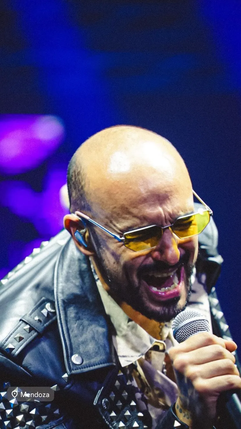 Abel Pintos se presentó este viernes en Mendoza ante un colmado Arena Maipú.