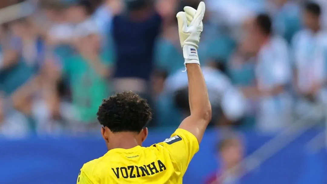 Otra historia inolvidable fue la del arquero de Cabo Verde, Vozinha.