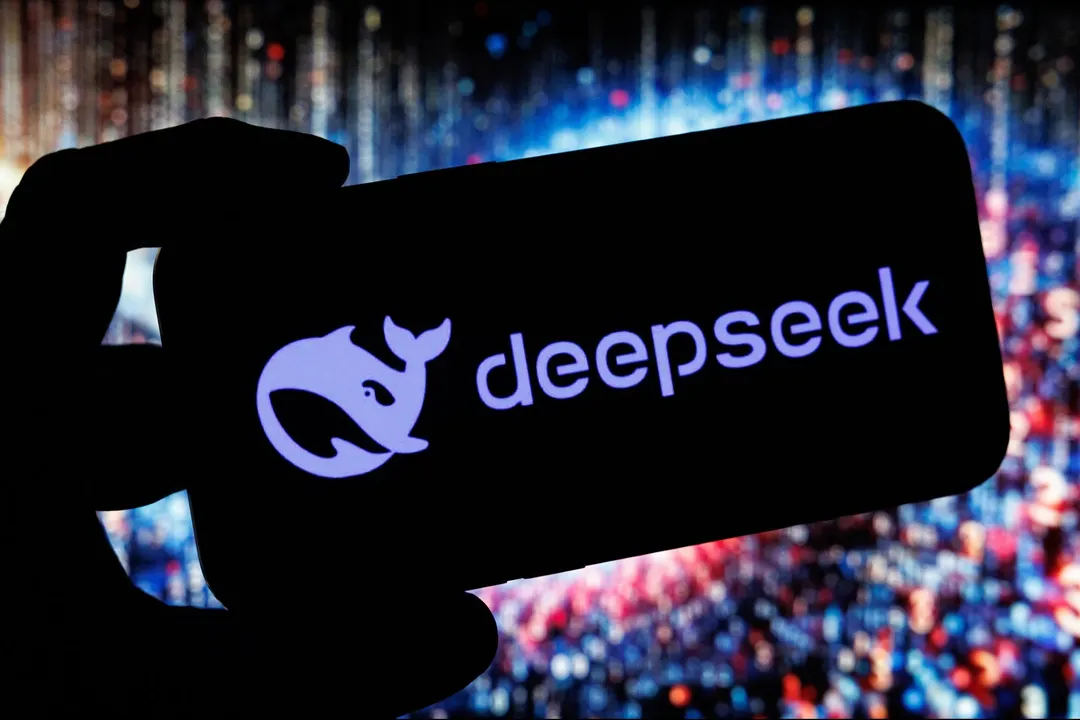DeepSeek V3.1, la nueva propuesta de inteligencia artificial china, ya está disponible gratis en todo el mundo