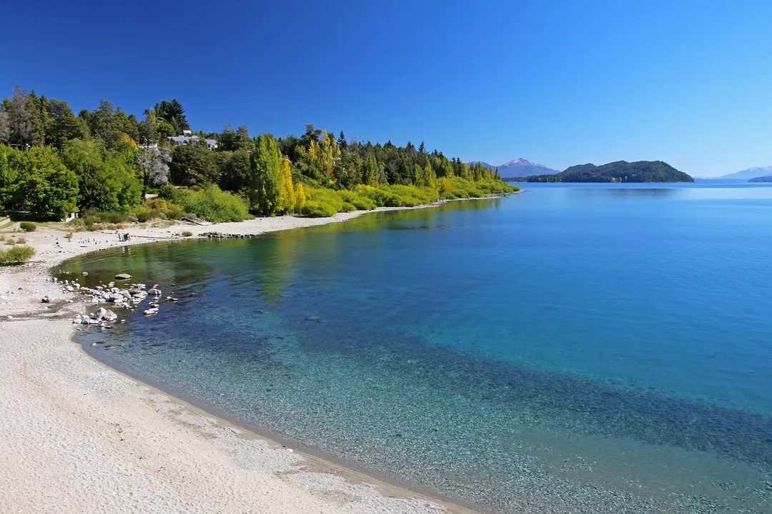 El voluntariado en Bariloche incluye dos días libres para disfrutar del turismo.