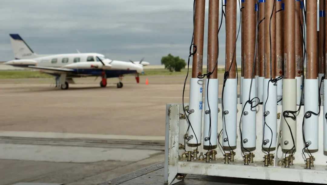 AEMSA emitió un dictamen negativo desaconsejando el alquiler los tres aviones de la lucha antigranizo a Bulgaria. Foto: Alf Ponce Mercado/MDZ