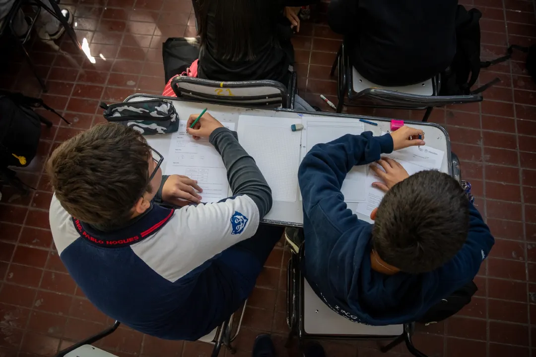 Niños aprendiendo.