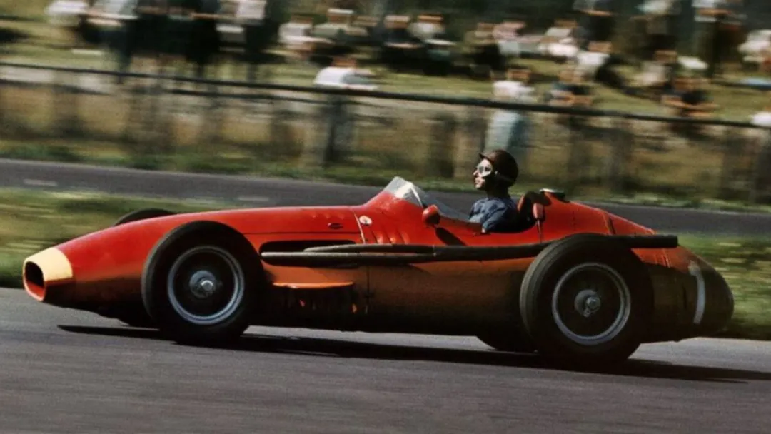 Maserati rinde tributo a Fangio