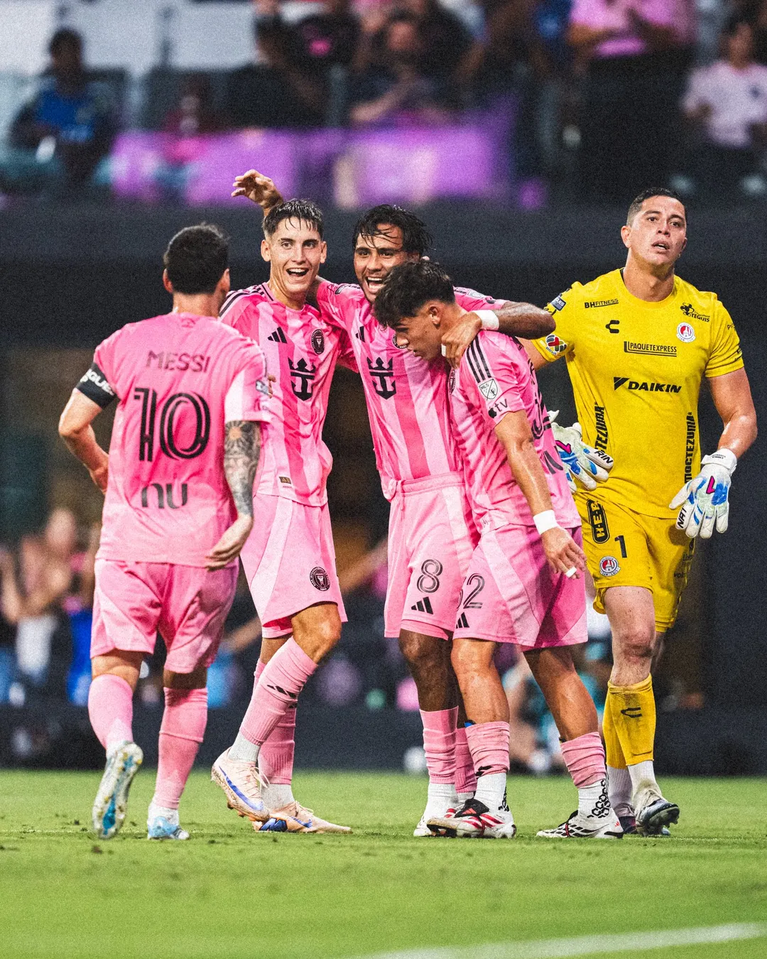 El festejo de Inter Miami tras el gol de Telasco Segovia.