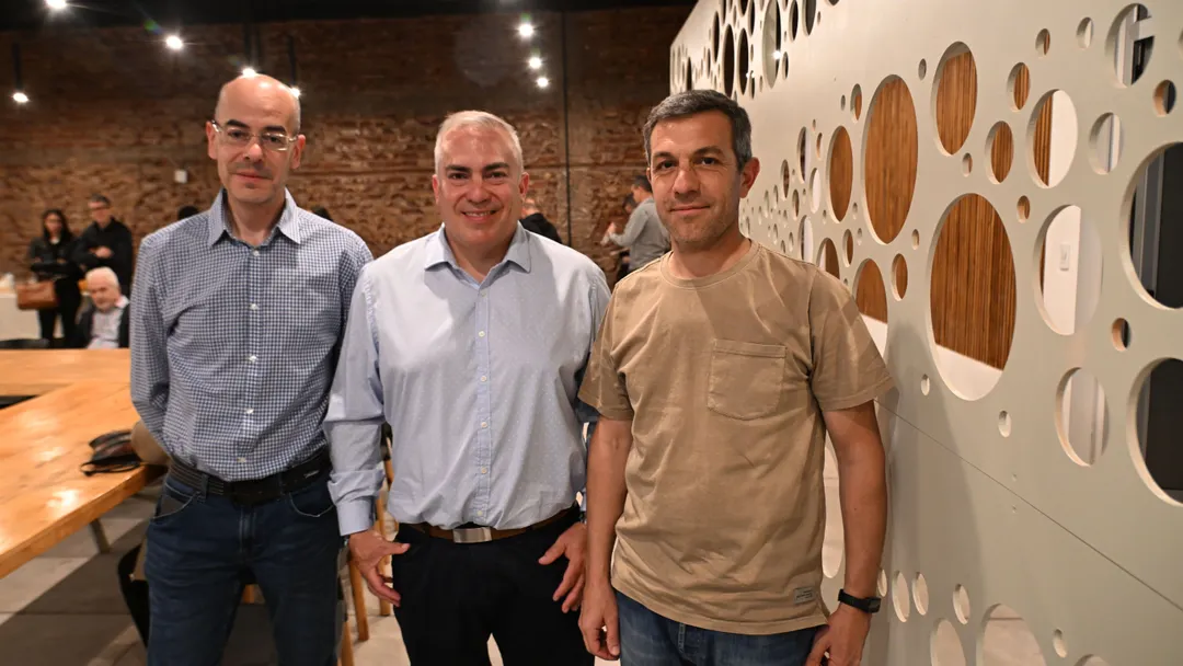 Rolando Manresa, Luis Escudero y Mauro Formini.