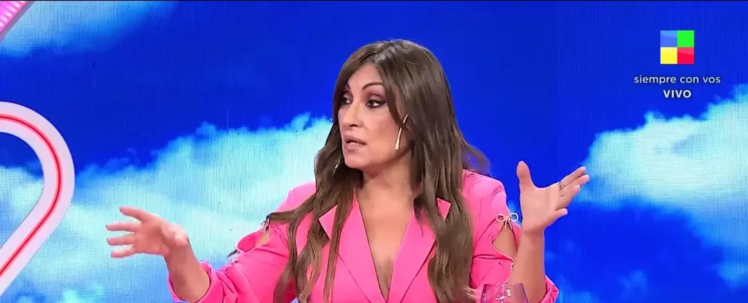 Marcela Tauro en Intrusos