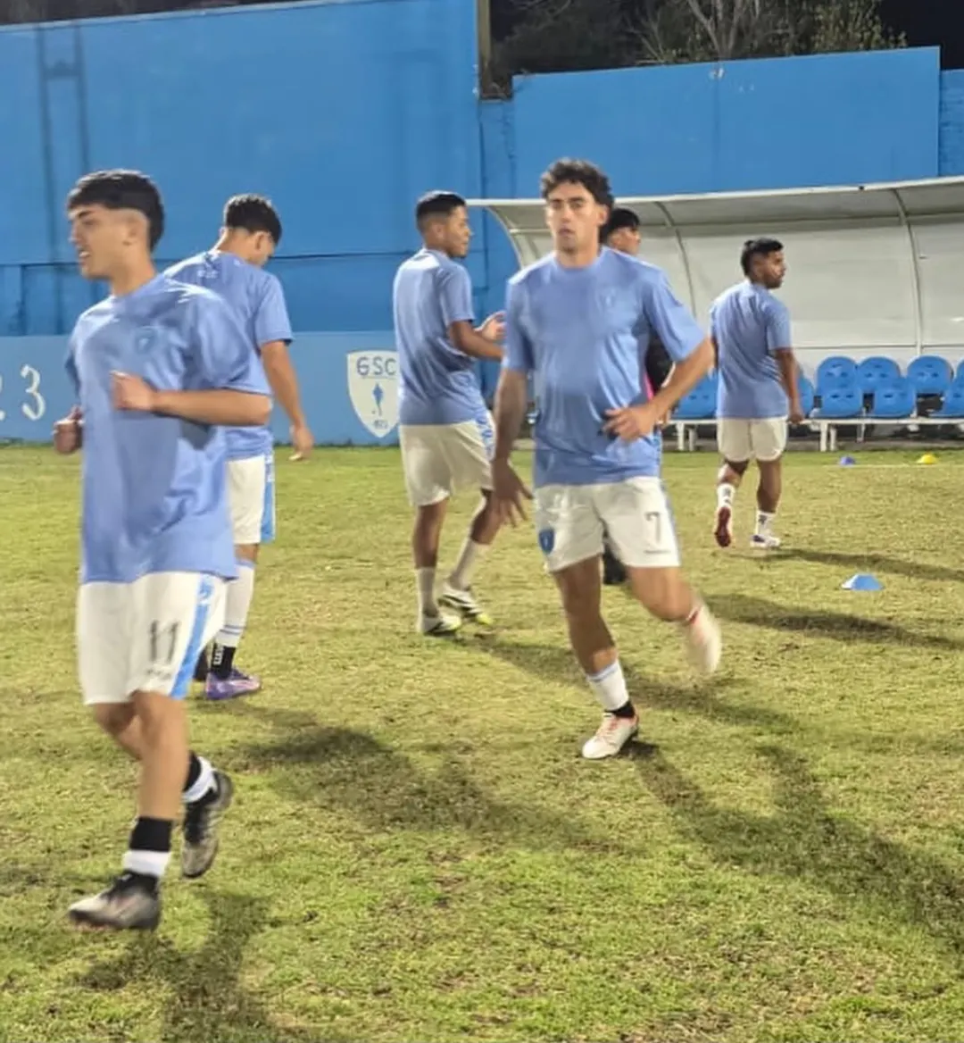 El plantel de Gutiérrez realizó la entrada en calor antes de enterarse la novedad de la suspensión.