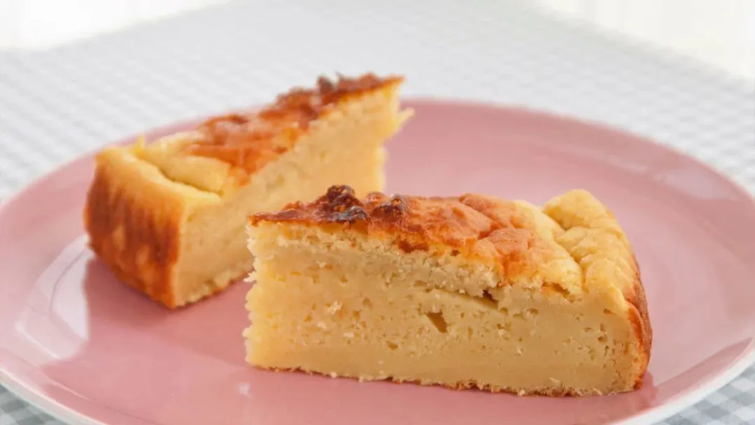 El requesón es un queso fresco muy usado en repostería