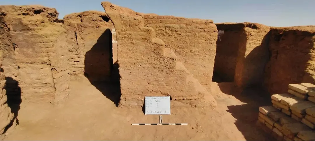 Esta ciudad descubierta en Egipto conserva aún viviendas, calles, objetos cotidianos y registros escritos.