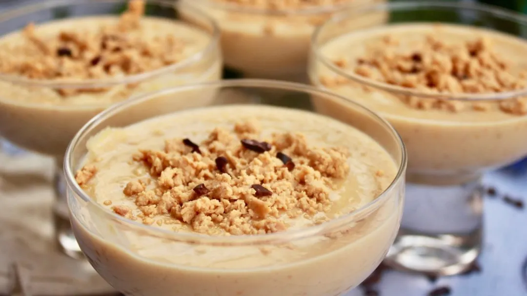 Mousse de turrón casera: receta ligera y deliciosa