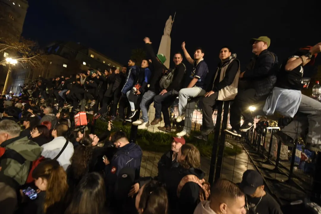 La misa ricotera en Plaza de Mayo por la muerte del Indio Solari.