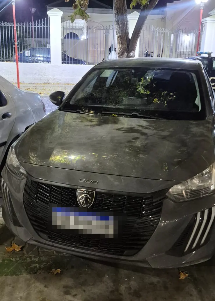 El Peugeot 208 recuperado que fue clave para la primera imputación contra el comerciante lasherino. 