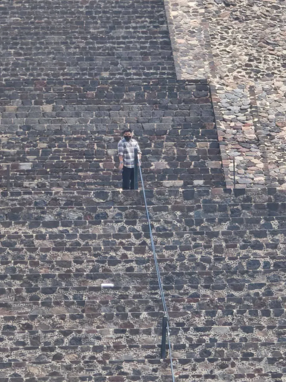 El tirador en México mató a una turista canadiense y luego se suicidó.