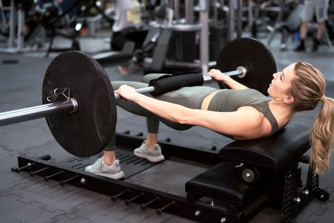 EJERCICIOS EL hip thrust o, en español, 