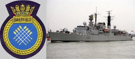 El destructor clase 42 HMS Sheffield (D-80) y su escudo. 