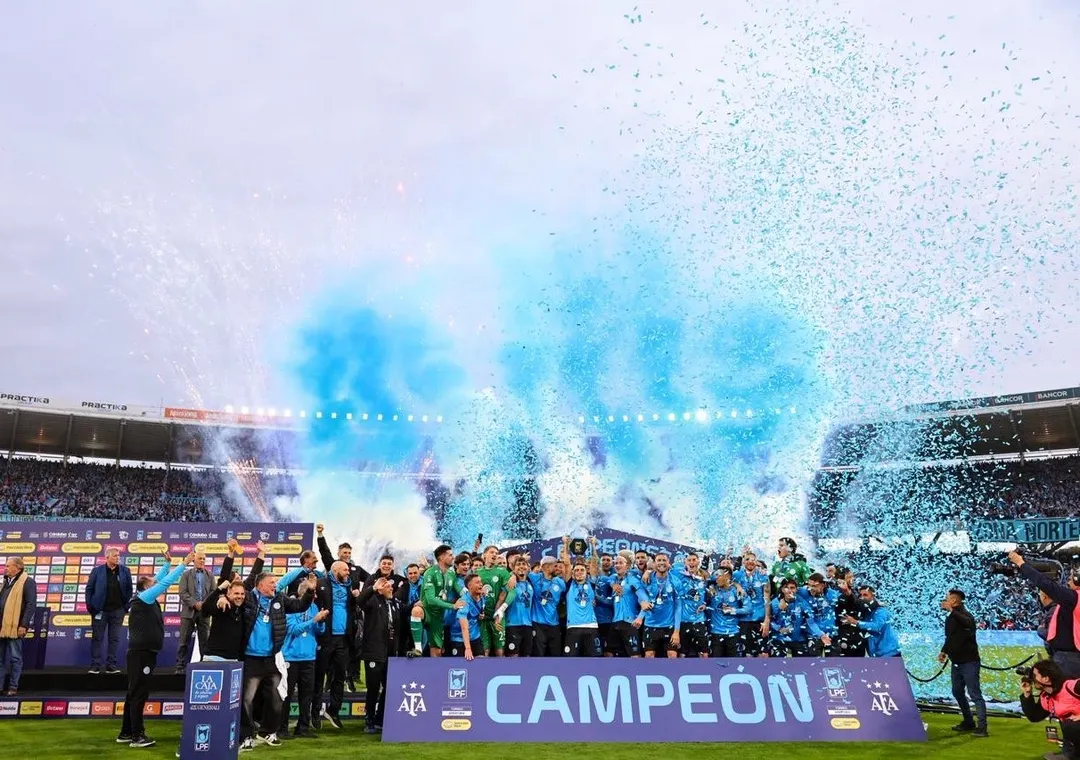 Belgrano hizo historia, venció a River y gritó campeón.