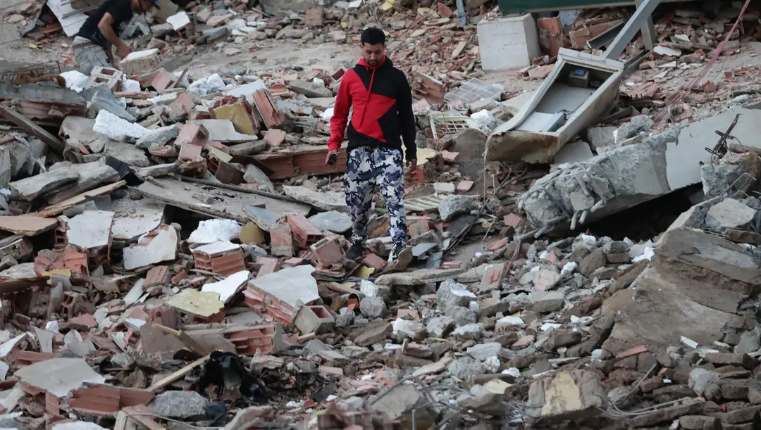 Tras los dos terremotos en Venezuela, los famosos se unieron en las redes sociales para difundir información urgente.