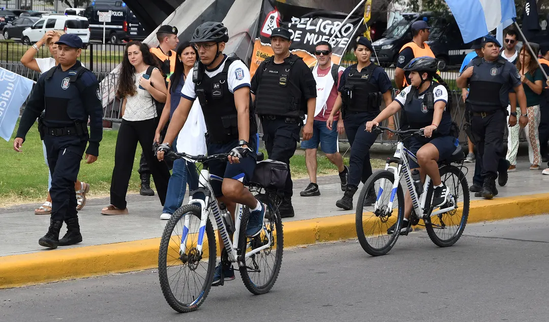 Oficiales de la UCAR recuperaron la moto robada. Imagen ilustrativa. 