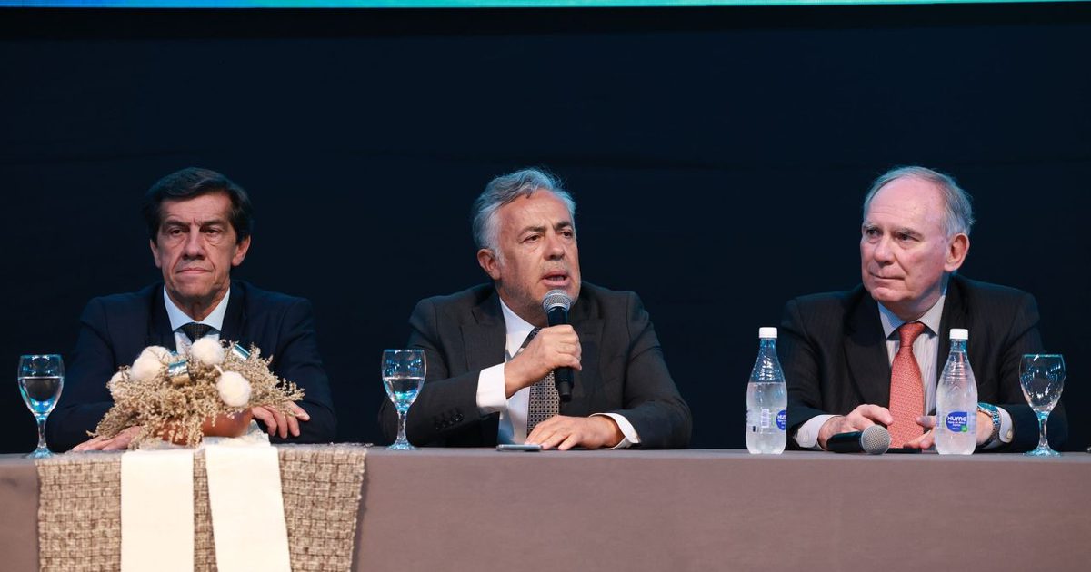 Cornejo expuso sobre el desarrollo minero de Mendoza en su visita a Jujuy