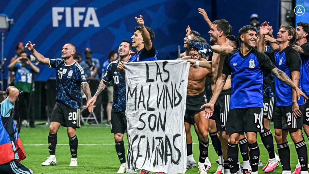Argentina enfrentaba al poderoso equipo de fútbol inglés en instancias de semifinales del Mundial 2026.