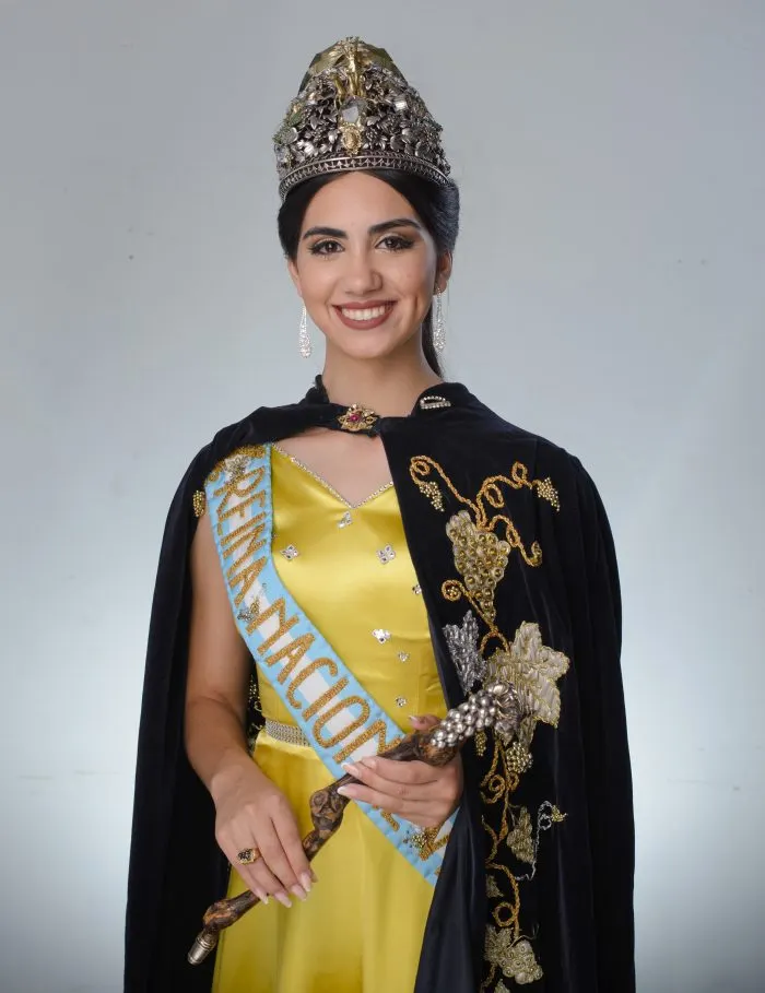 Natasha Sánchez de Santa Rosa fue Reina Nacional de la Vendimia de 2022.
