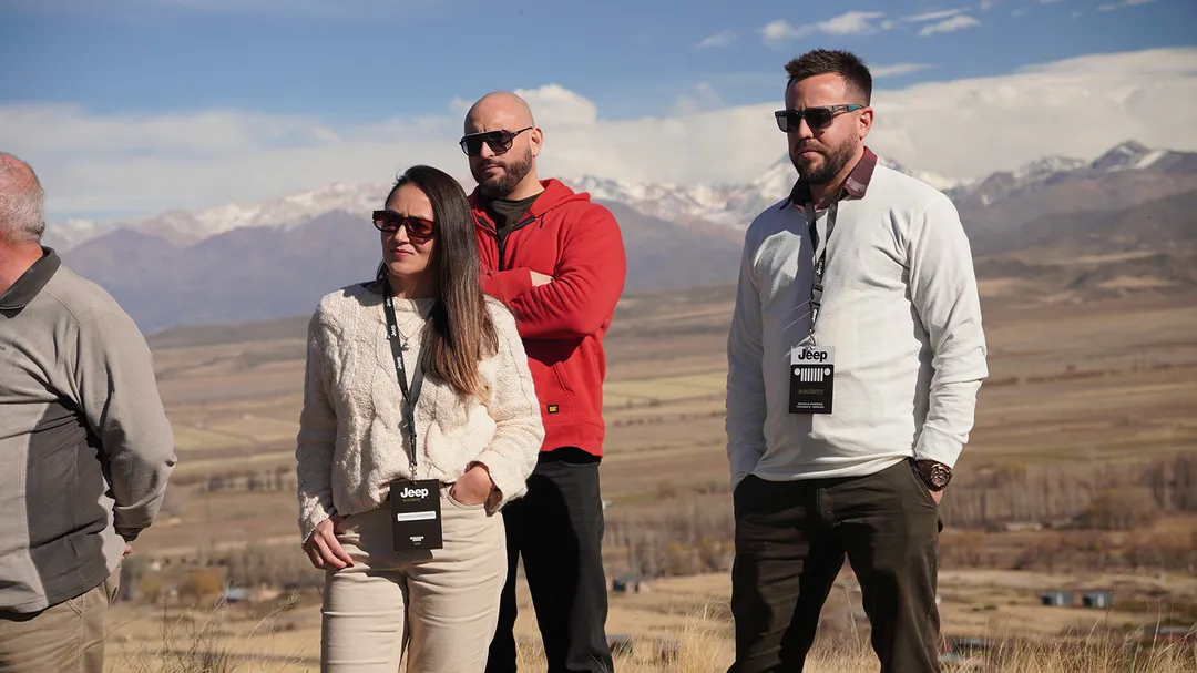 De la estepa al mirador: un recorrido que puso a prueba a los conductores y sus vehículos.