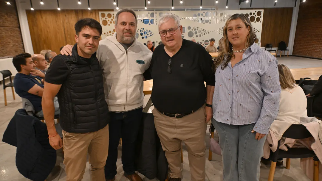 Juani Falconi, Marcelo Difonzo, Nicolas Indiveri, Eli Indiveri. Varios empresarios y emprendedores se acercaron a aprender más sobre el General San Martín.