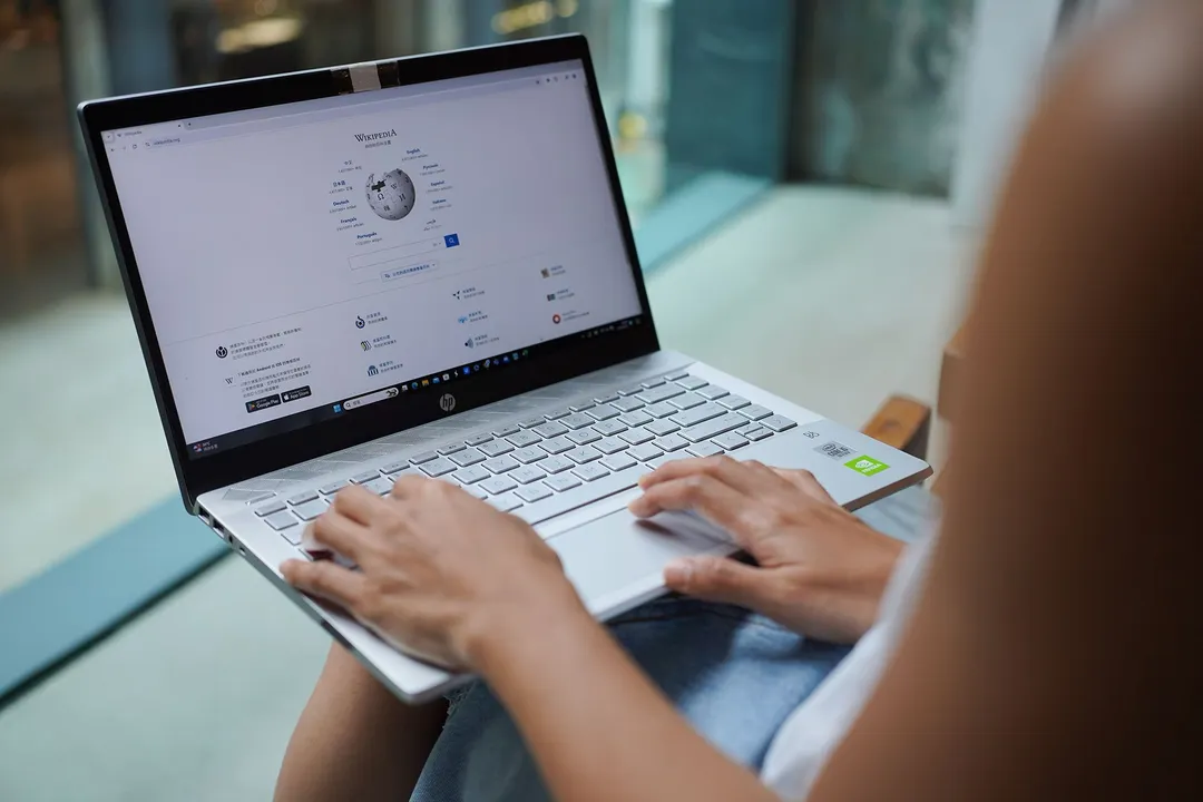 HP Pavilion 14 con procesador AMD Ryzen.