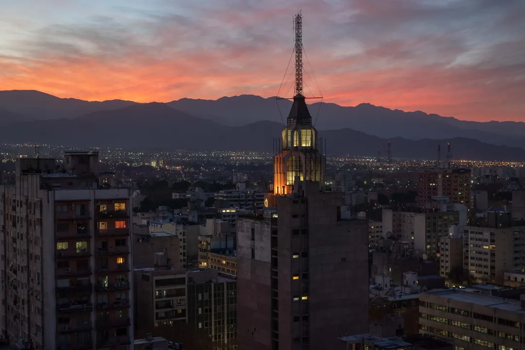 El reconocimiento destaca la innovación, la eficiencia y la calidad de los servicios públicos impulsados por el municipio.