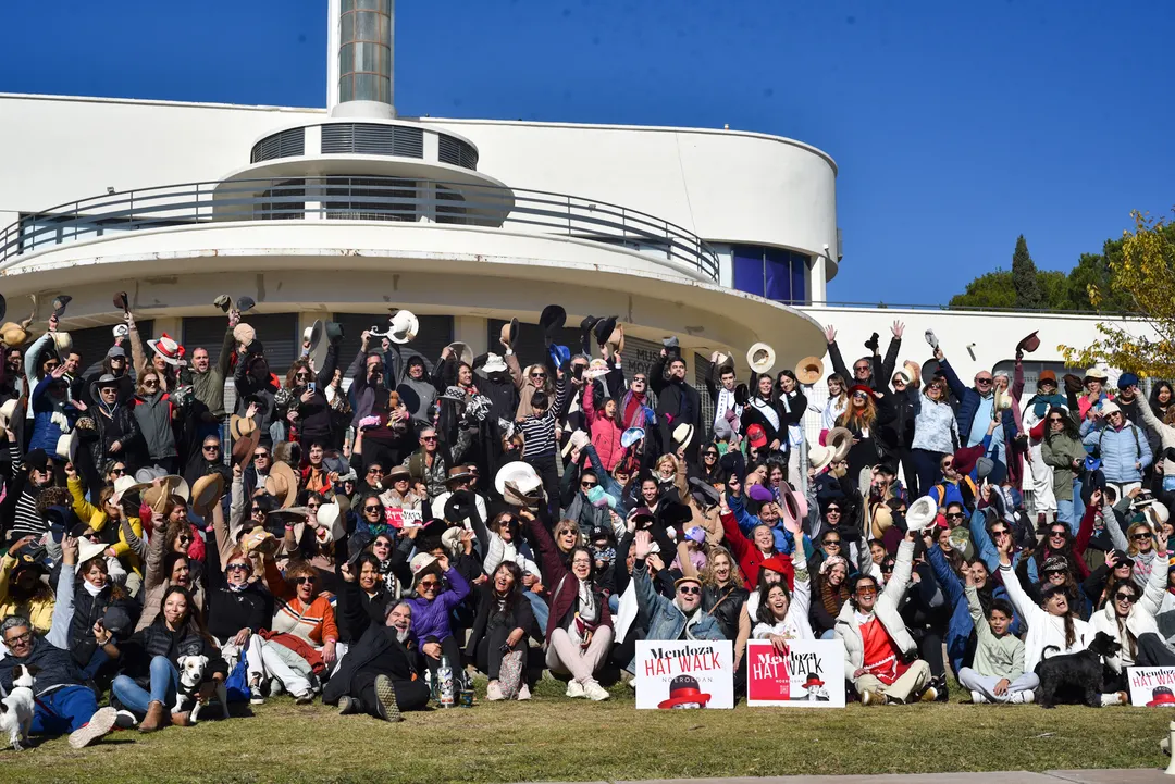 La segunda edición del World Hat Walk en Mendoza superó todas las expectativas.