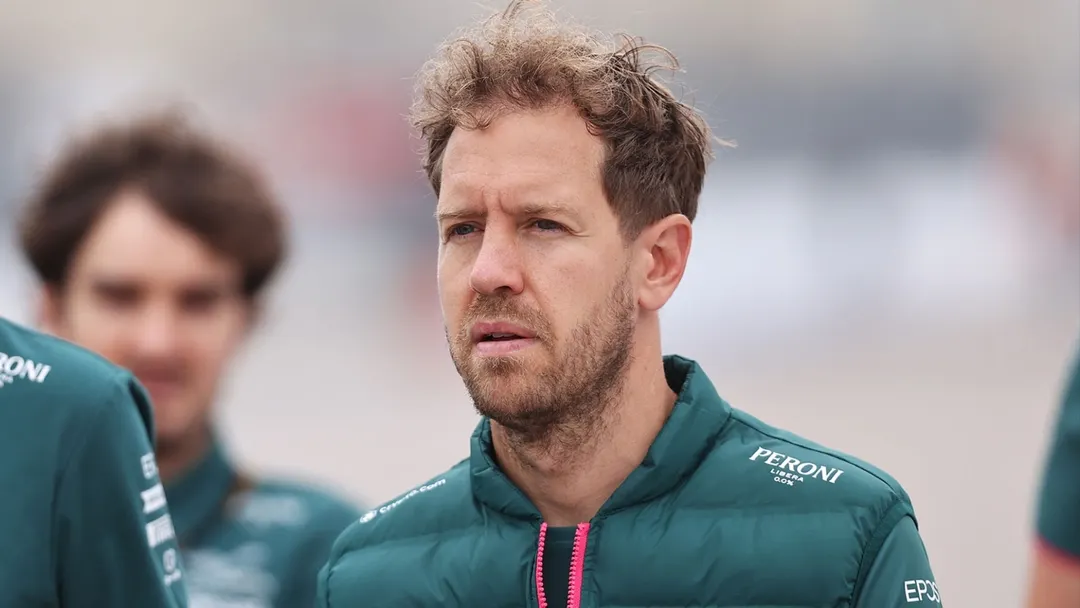 Vettel le contestó a Ben Sulayem por sus críticas al activismo de los pilotos de la Fórmula 1.