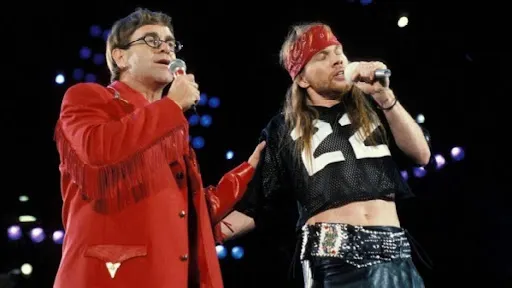 Elton y Axl homenajeando a Queen.