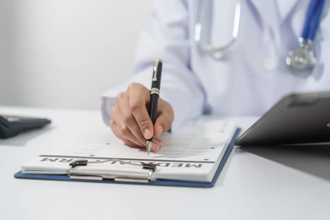 Las empresas de medicina prepaga notificaron de los aumentos a los afiliados. Foto: Shutterstock