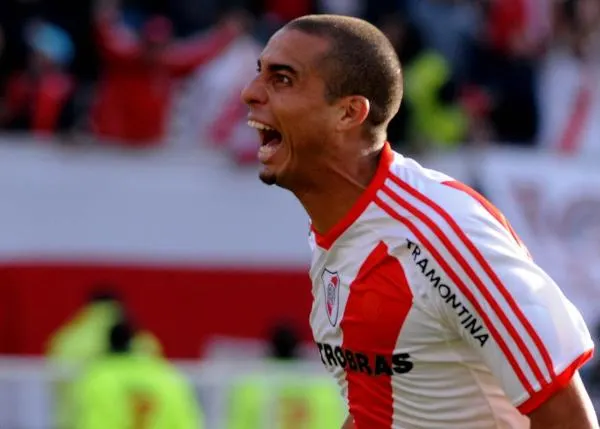 Trezeguet convirtió 13 goles en 19 partidos con River durante la segunda rueda de la B Nacional 2011/12.