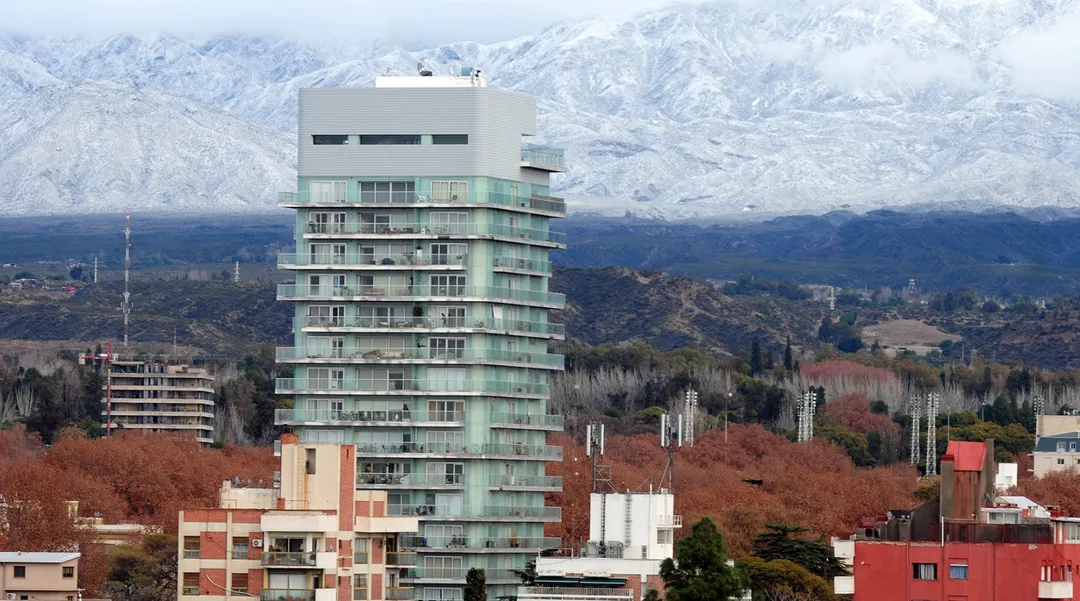 La ola polar se sentirá esta semana en Mendoza.
