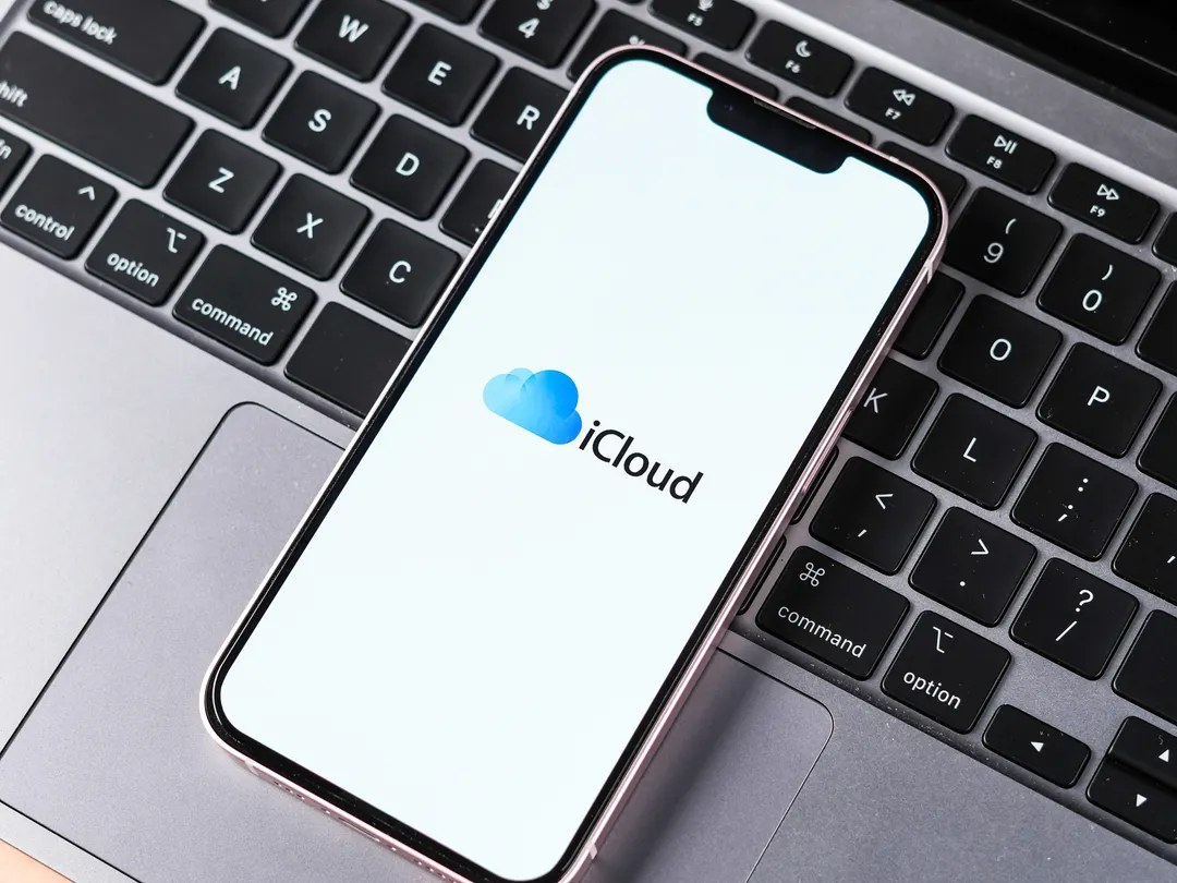La falta de almacenamiento en los dispositivos de Apple impulsa la necesidad de contratar servicios digitales en la nube.