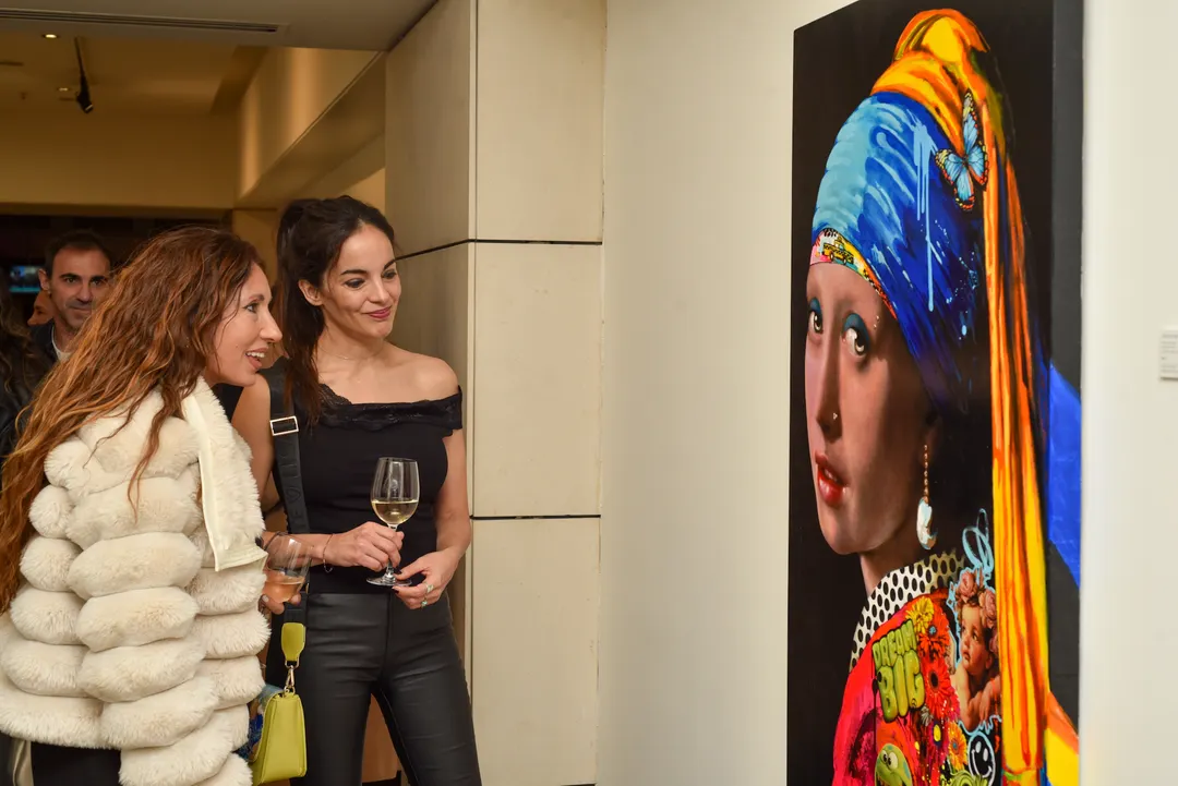 Más de 40 invitados especiales asistieron a la inauguración de la muestra de Daniel Genovesi.