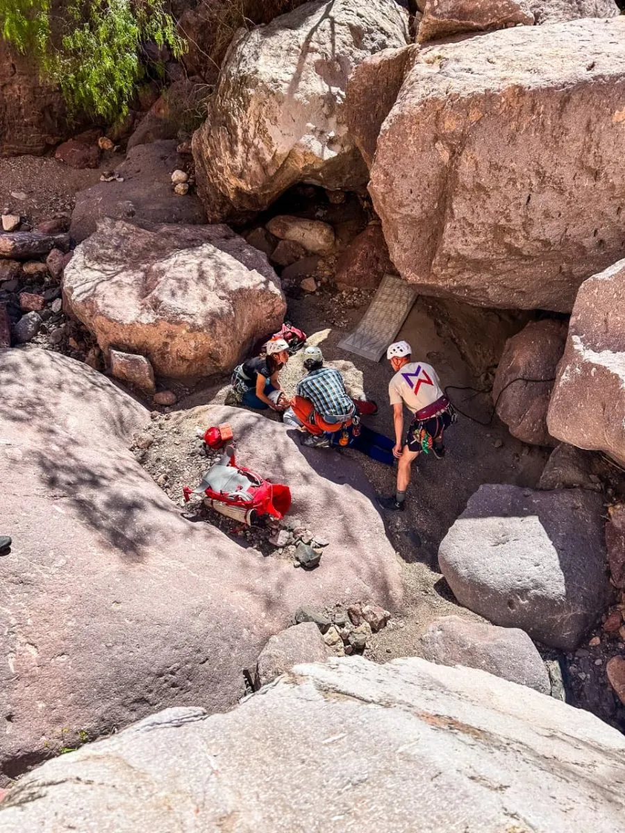 Las actividades de montaña implican riesgos, a pesar de cualquier preparación previa. 