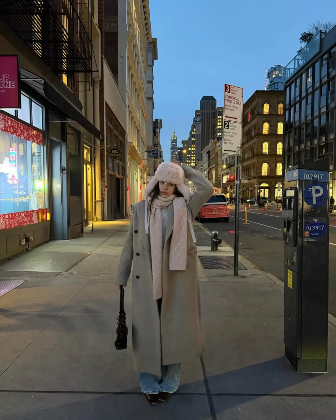 El tapado quedó atrás y el funnel-neck es la nueva tendencia para el invierno. 