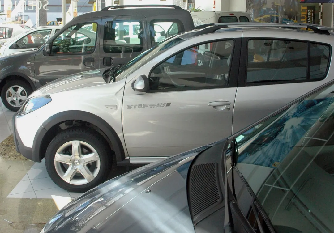 Compra venta de auto usado.