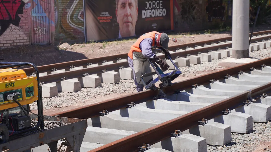 El tramo permanecerá cerrado durante las obras del Metrotranvía, con señalización y desvíos obligatorios.