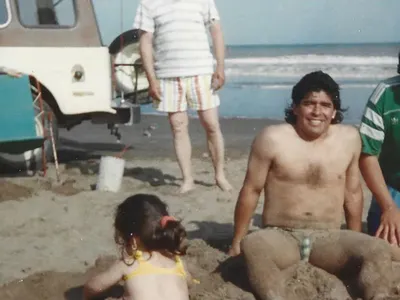El balneario que elegía Maradona para descansar y hoy es un paraíso de playas, río y naturaleza