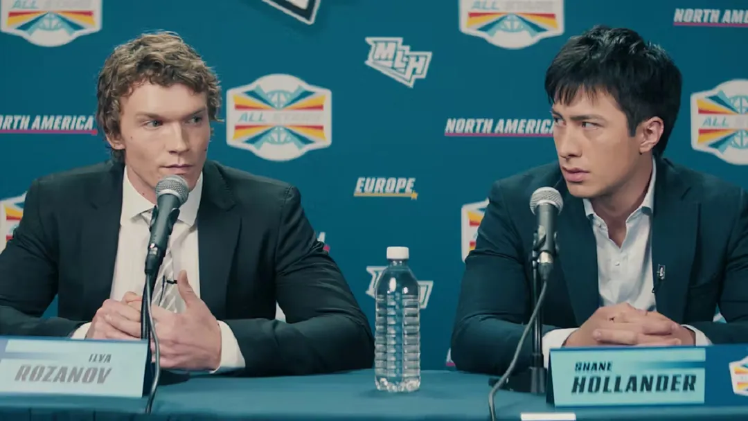 Hudson Williams y Connor Storrie protagonizan Heated Rivalry. 