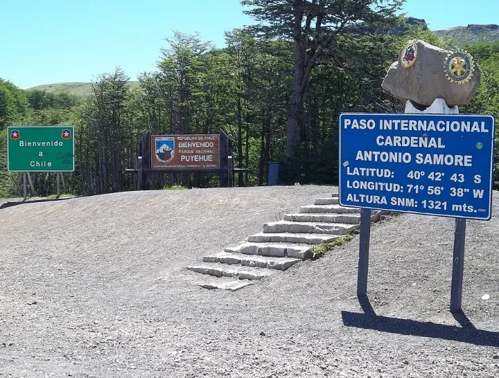 Pino Hachado, Samoré y Coyhaique Alto aparecen como alternativas para los camiones que necesitan cruzar a Chile desde Argentina.