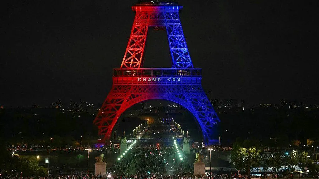 París podría ser una fiesta vía Semana Argentina allí.