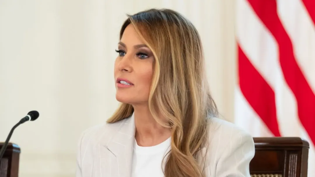Melania Trump arremetió contra Jimmy Kimmel por los comentarios del conductor durante su monólogo días antes del incidente en la Casa Blanca.