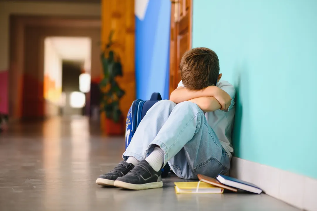 La violencia en las aulas de Argentina es un fenómeno preocupante y en aumento. 