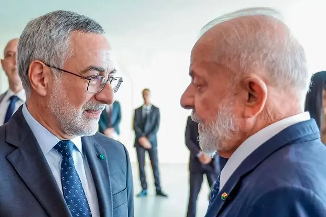 Lula da Silva con el embajador de Brasil en Argentina, Julio Bitelli.