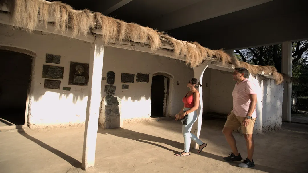 El Salto Escondido es uno de los recorridos de naturaleza que se pueden realizar desde este pueblo de San Luis.