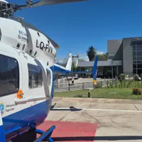 Un hombre resultó gravemente herido tras caer de un poste en San Martín